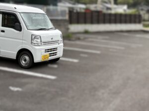 カベアナタカラダニがいた駐車場