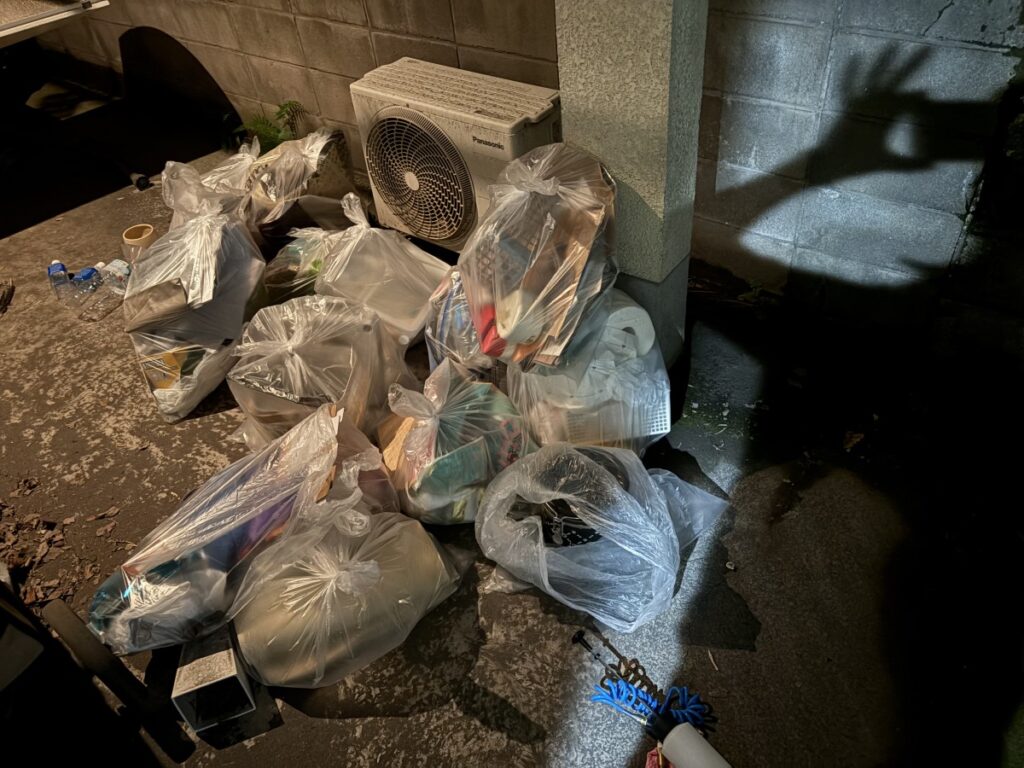 ケナガコナダニ対策で搬出した処分品